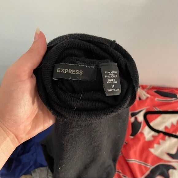 Express sweater womens black merino wool turtleneck sweater medium - Picture 7 of 9